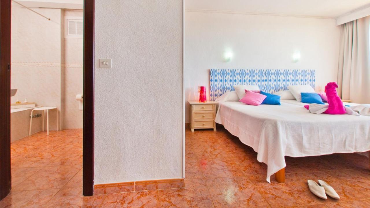 Apartment The Shell Ii, Beach Views And Pool Alcúdia Eksteriør bilde