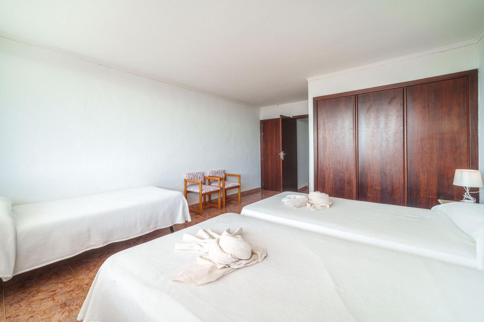 Apartment The Shell Ii, Beach Views And Pool Alcúdia Eksteriør bilde