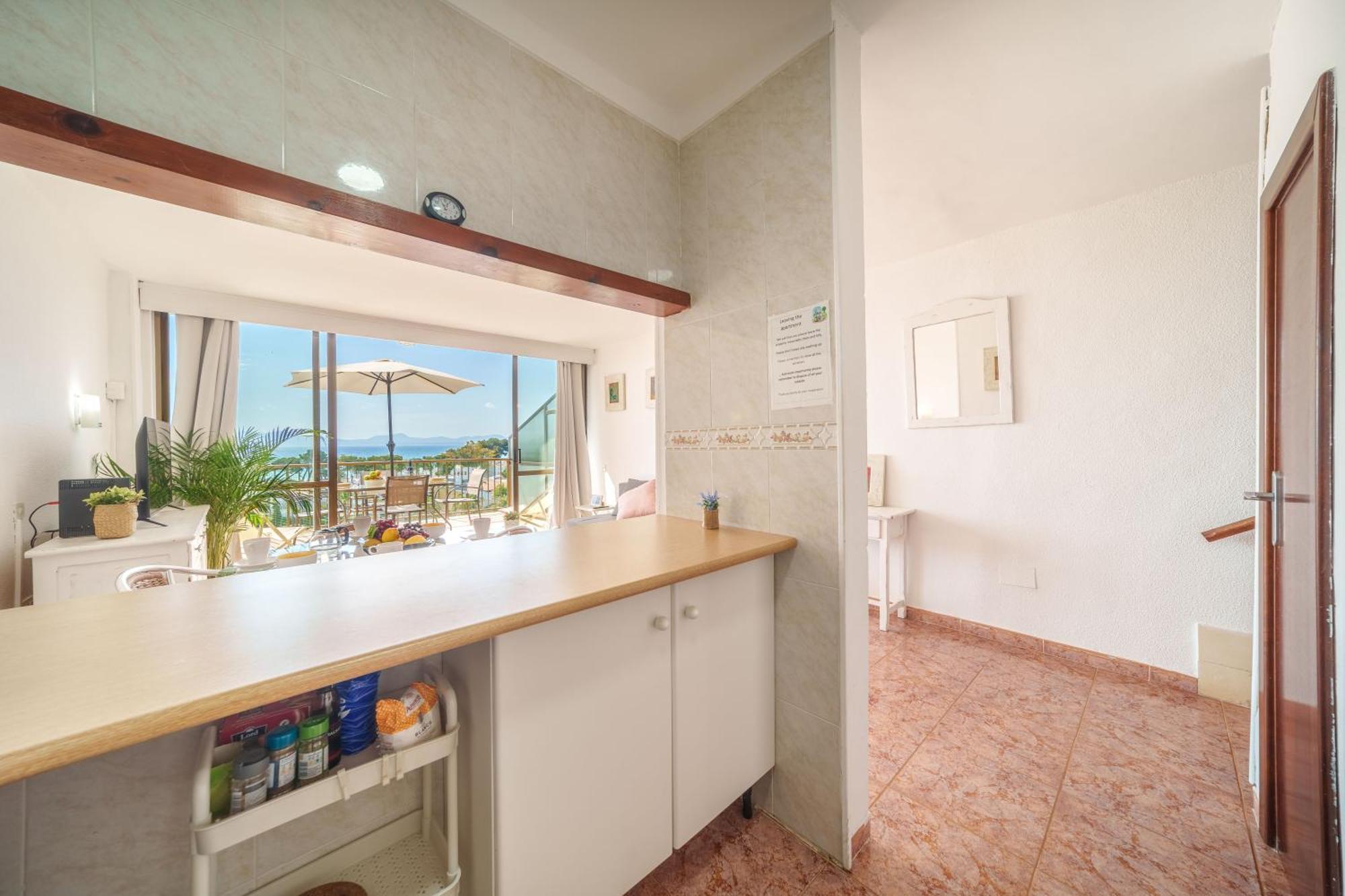 Apartment The Shell Ii, Beach Views And Pool Alcúdia Eksteriør bilde