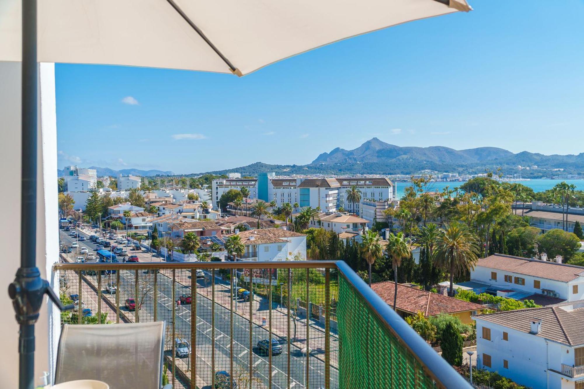 Apartment The Shell Ii, Beach Views And Pool Alcúdia Eksteriør bilde